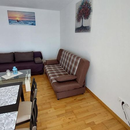 Apartmani Relax 茨里克韦尼察 外观 照片