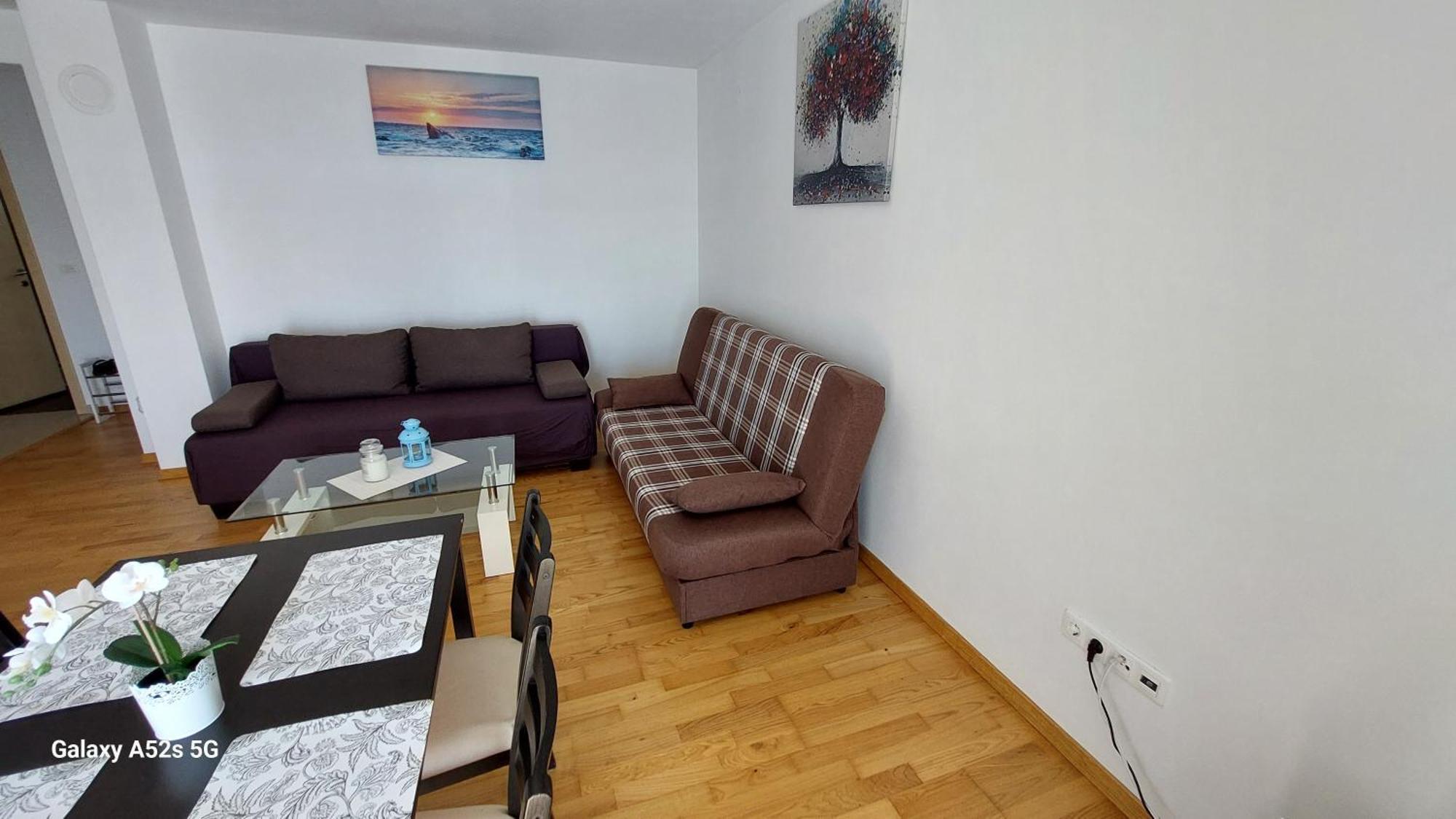 Apartmani Relax 茨里克韦尼察 外观 照片