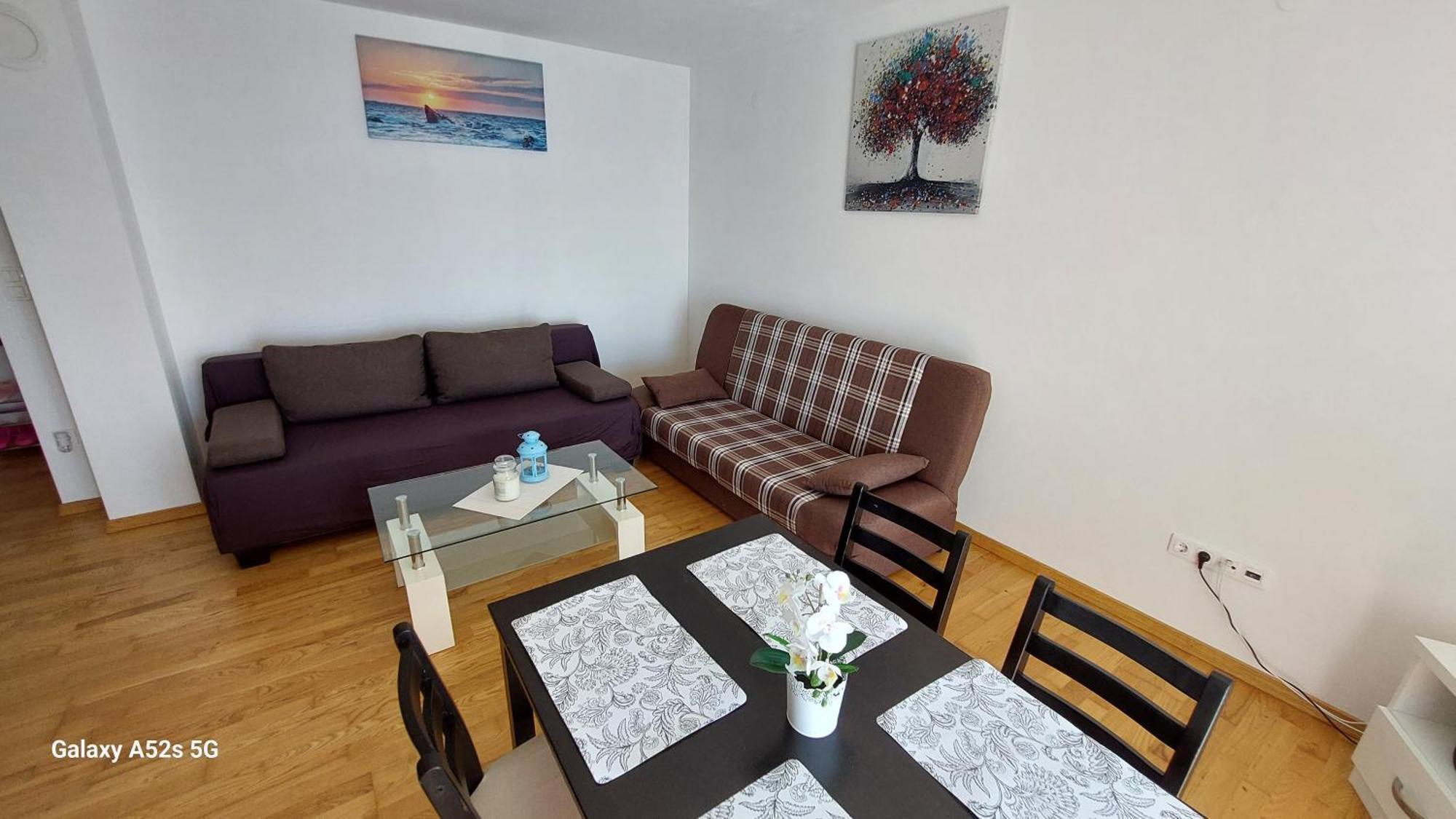 Apartmani Relax 茨里克韦尼察 外观 照片